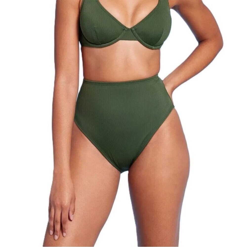Women's Retro Ribbed Underwire Bikini Top
- Shade & Shore™ Dark Green 34 C - Picture 8 of 14